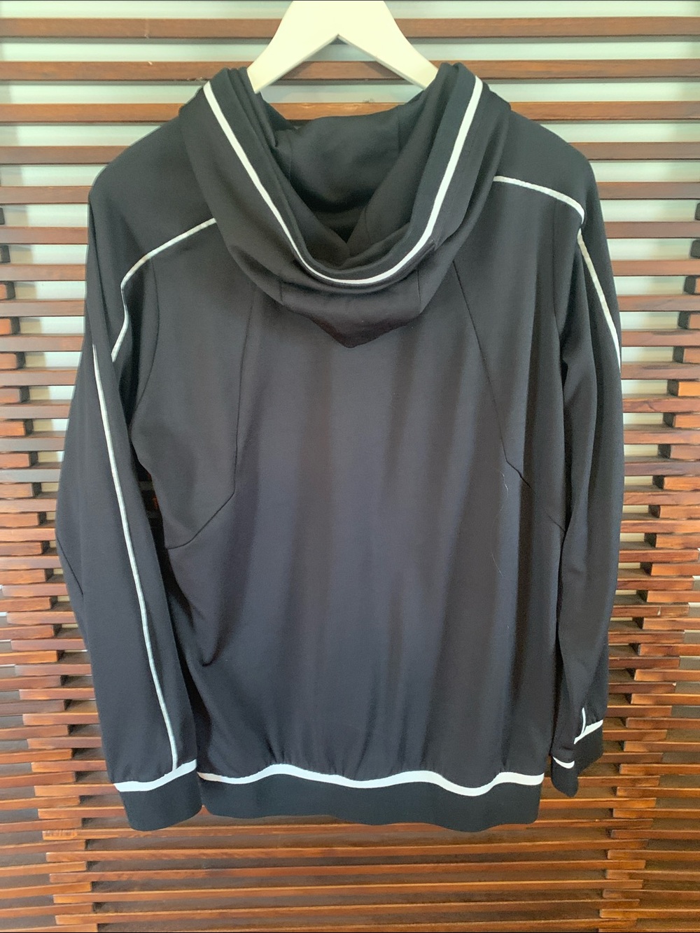 Gymshark Black Hoodie with White Trim - Picture 6 of 8